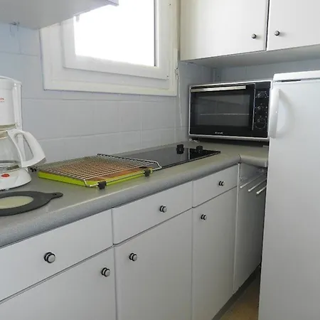 3 Couchages Climatisé Avec Parking En Bord De Au Lavandou - Fr-1-251-893 * Le Lavandou