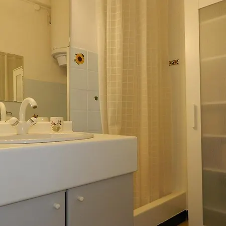 Апартаменты 3 Couchages Climatise Avec Parking En Bord De Au Lavandou