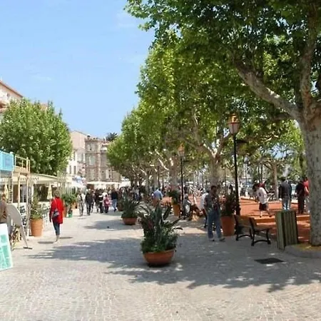 3 Couchages Climatise Avec Parking En Bord De Au Lavandou * Ле-Лаванду